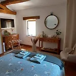 De La Rode Affittacamere Saumane