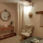De La Rode 3* Saumane