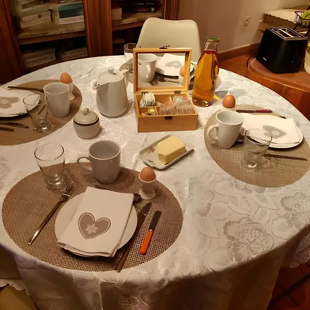 بيت ضيافة De La Rode Saumane